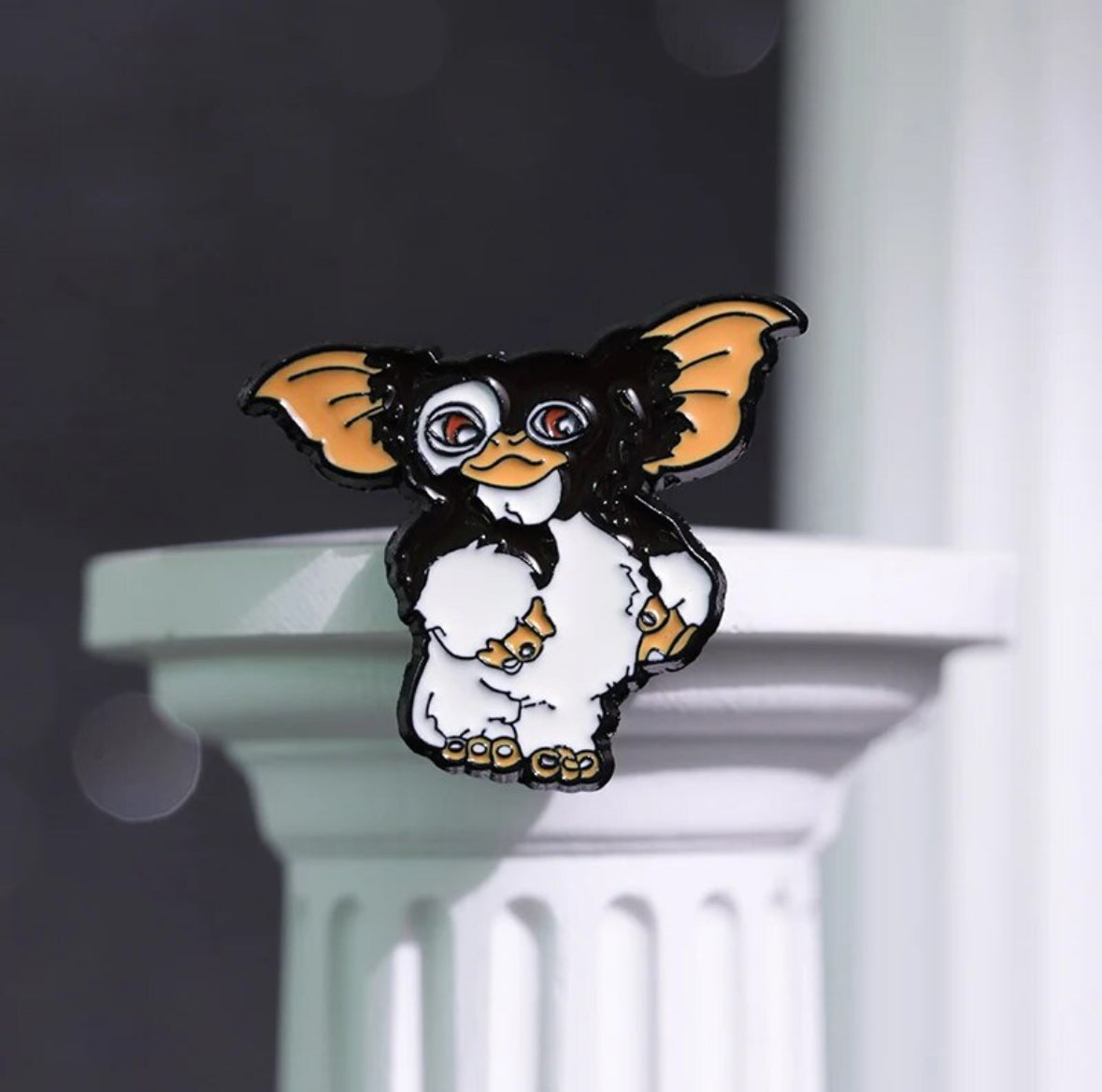 Gizmo enamel pin - view 5