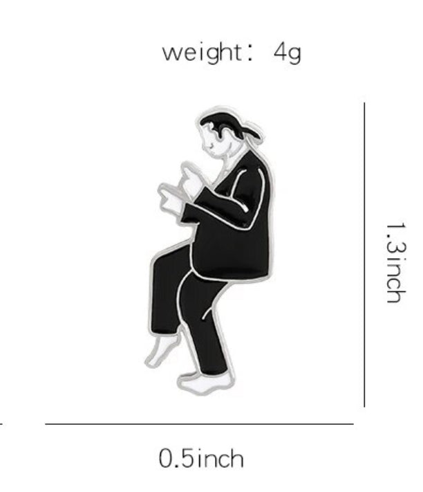 Pulp Fiction enamel pin - view 8