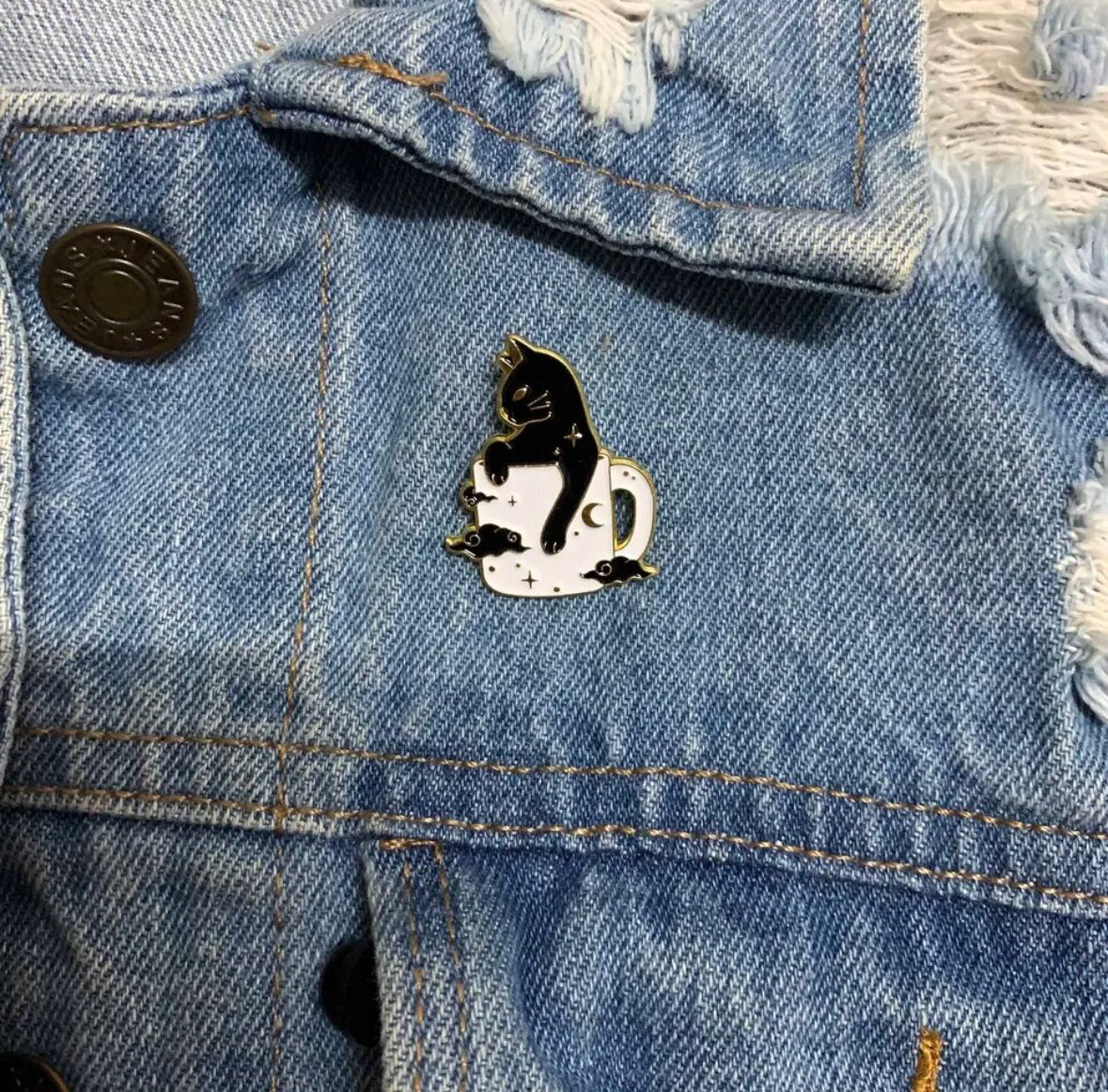 Cat in a Mug enamel pin - view 2